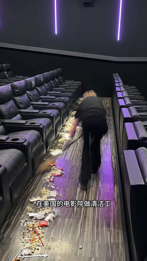 高潮喷水少妇av的相关介绍