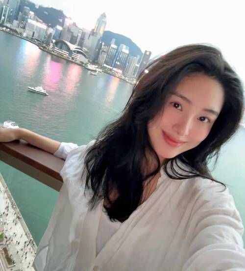 青青影院的相关介绍