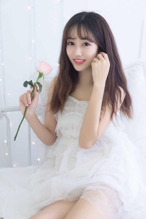 插美女冒白浆的相关介绍