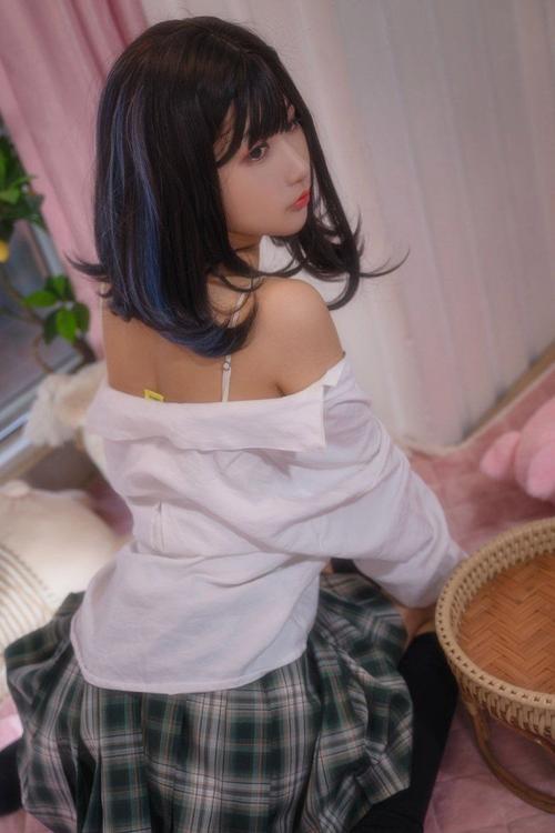 亚洲少妇精品的相关介绍