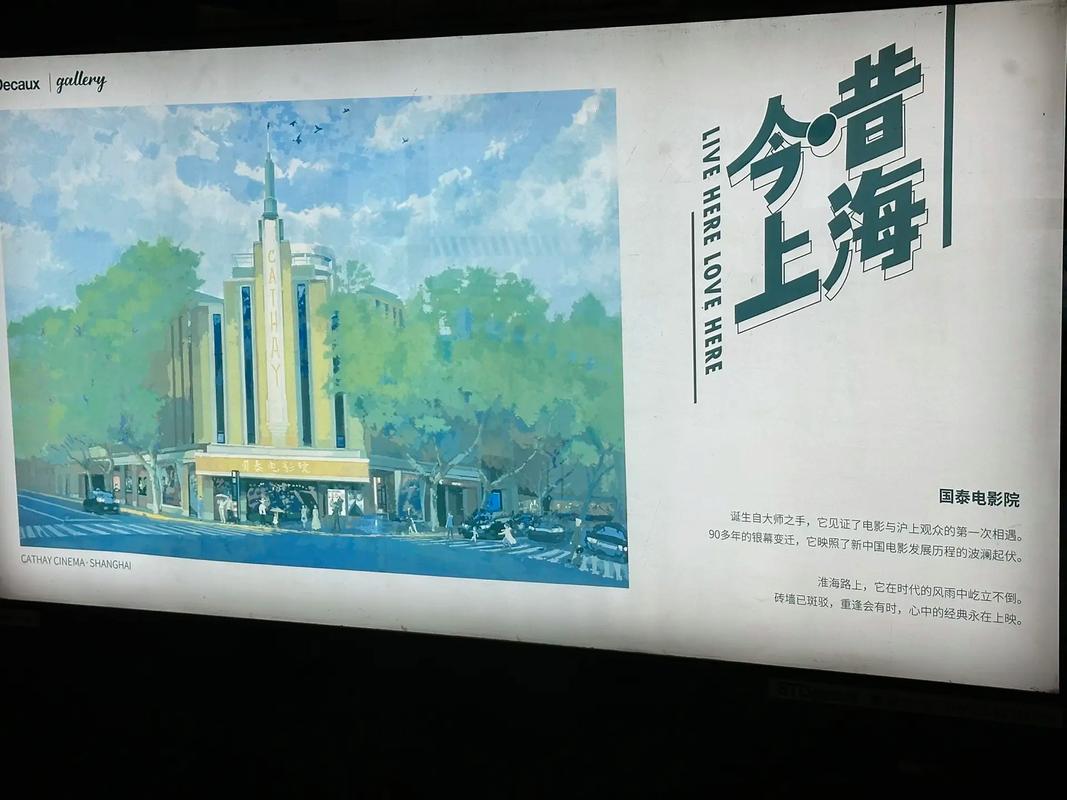 一边亲一边摸下面巨乳的相关介绍