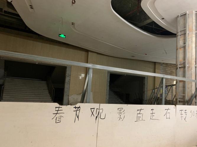久久久久久美女18的相关介绍