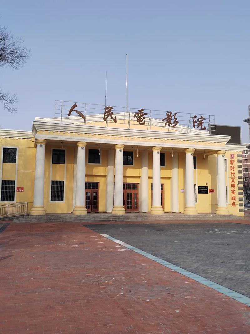亚洲av男人j桶女人p的相关介绍