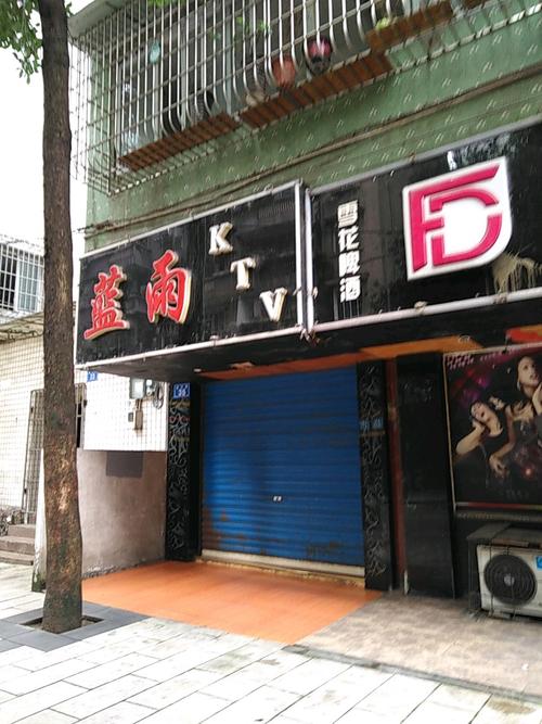 丰满的少妇av一区二区三区的相关介绍