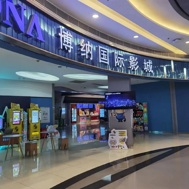 一边亲一边摸视频的相关介绍