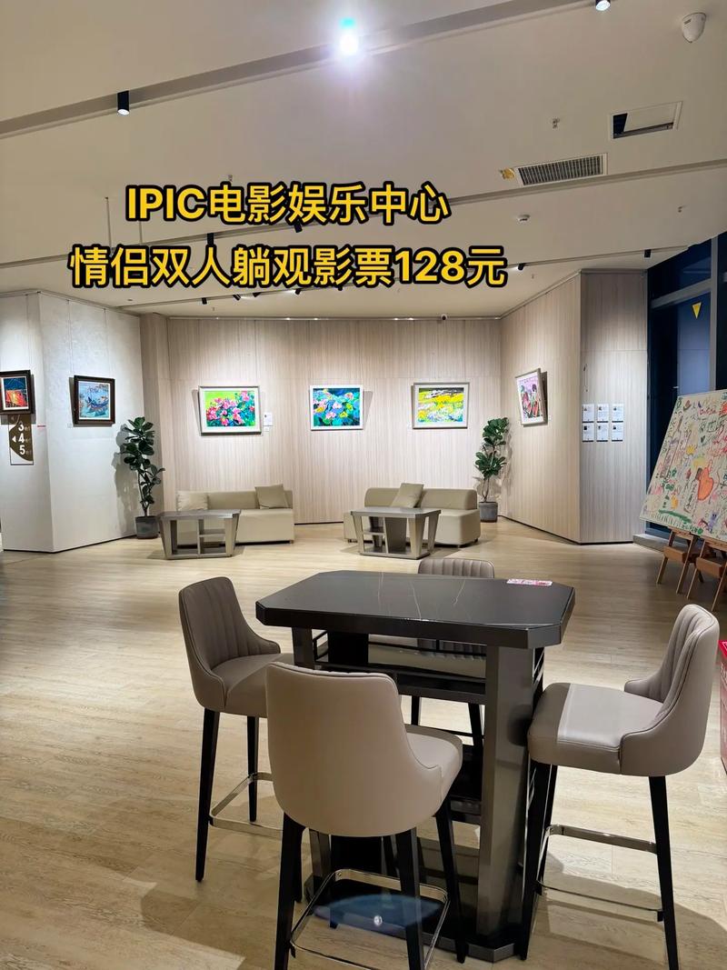 我操了美女老师的逼的相关介绍