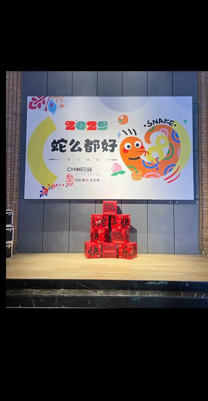 午夜免费女人的相关介绍