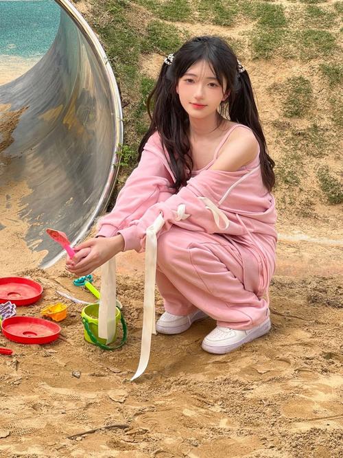 美女狂插插的相关介绍