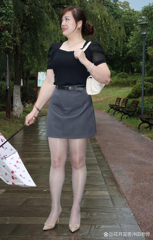 男女黄段免费视频高清大尺度的相关介绍