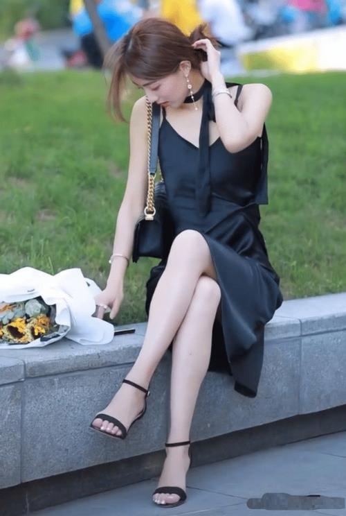 精品少妇高潮蜜臀av的相关介绍