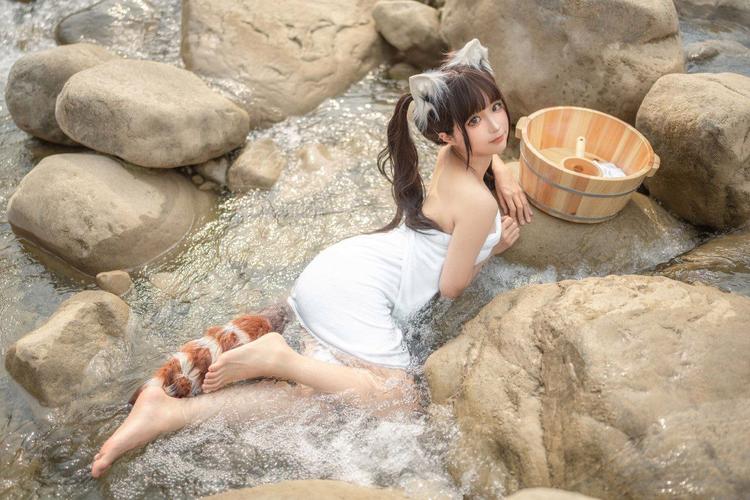 大乳巨大女人奶子网的相关介绍