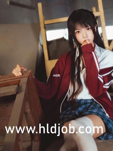 操的美女冒白浆的相关介绍