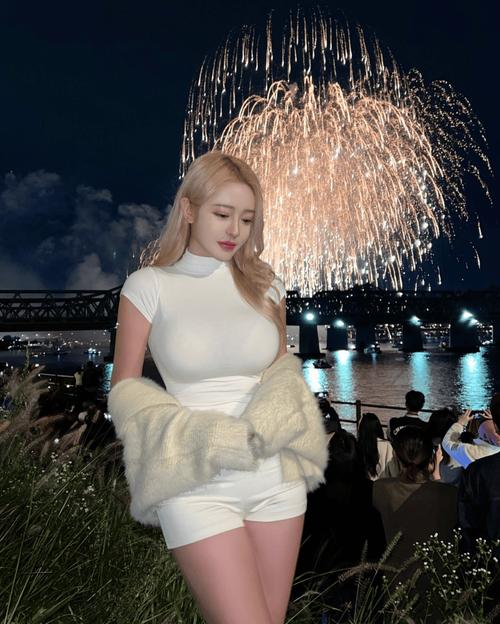 tv影院的相关介绍