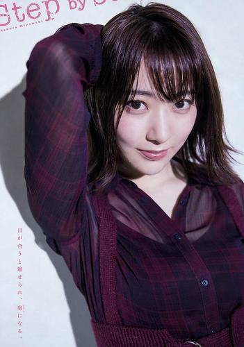 可以免费看美女的的相关介绍