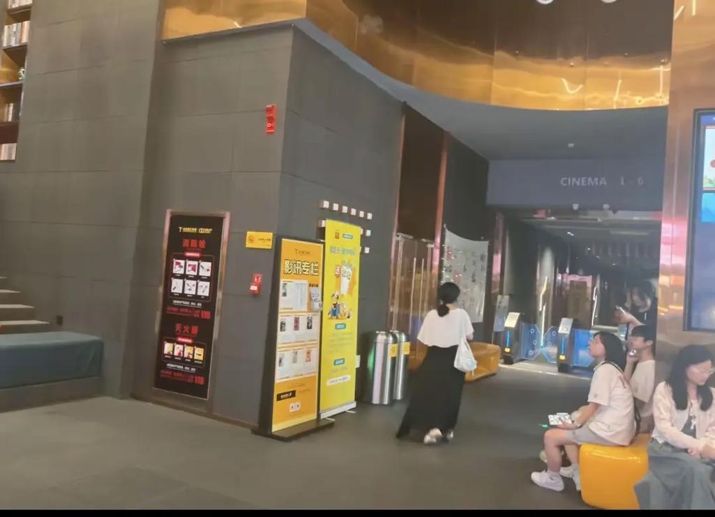 亚洲欧美人妻在线观看的相关介绍